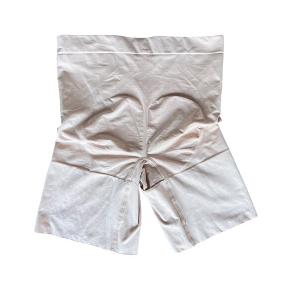 Spanx Sculpt On Core High-Waisted Mid-Thigh Short Shaper Nude Size  M, $78 - Picture 2 of 6